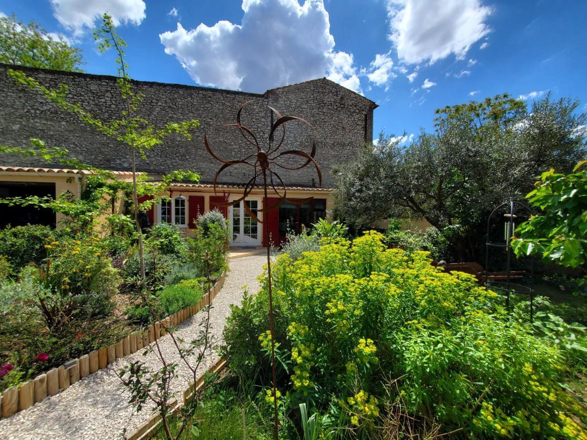La Dolce Vita - Studio Dans Propriete Avec Piscine Montpeyroux  Exterior foto